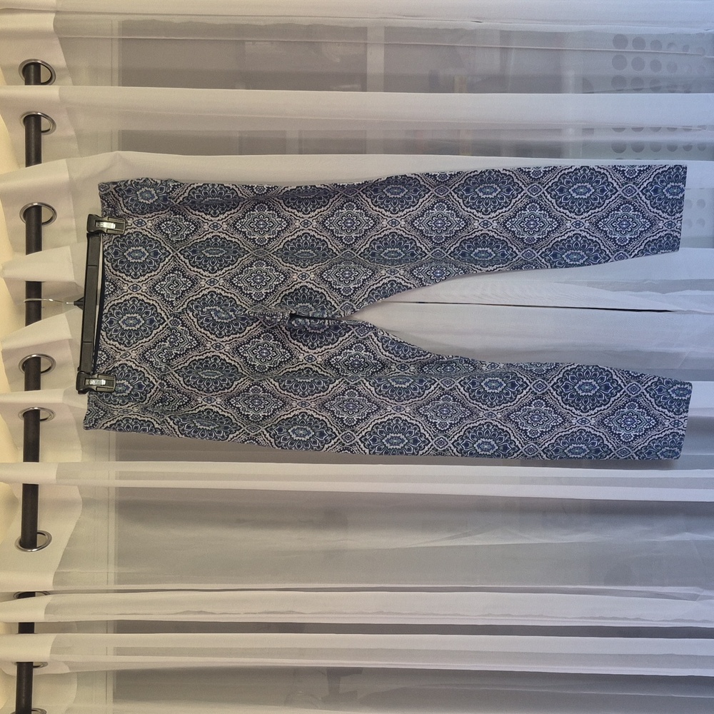 Passports Leggings Size XL